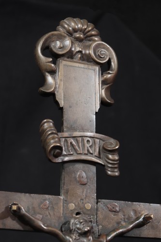 Sculpture  - Bronze Christ With Cross, Tuscany, 16th Century