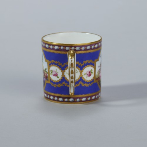 18th century Sèvres porcelain litron cup - Louis XVI