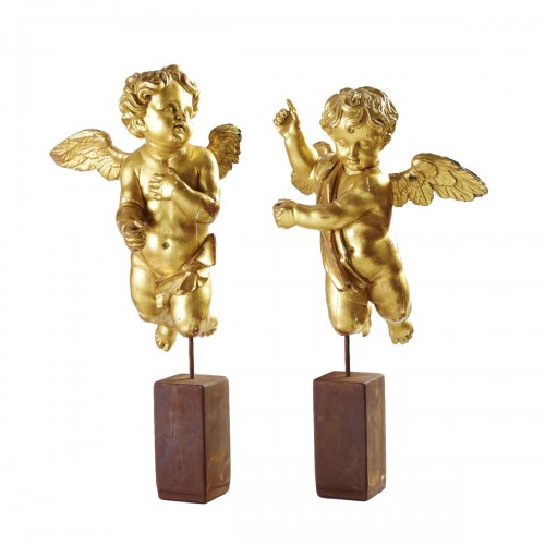 Pair of 18th century gilded wood cherubs
