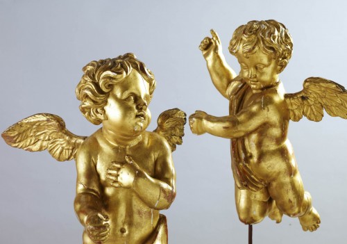 Paire d'angelots dorés du XVIIIe siècle - Galerie Damidot