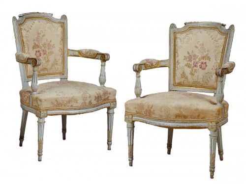 Quatre fauteuils cabriolets Louis XVI