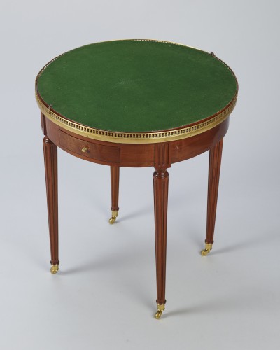 Table bouillotte en acajou Louis XVI - Galerie Damidot