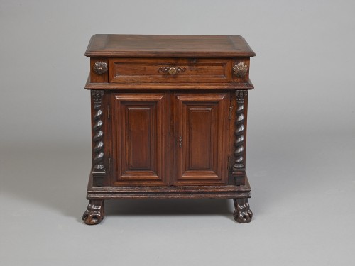 Petite crédence, Italie XVIIe siècle - Mobilier Style 