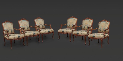 Antiquités - Ensemble de six fauteuils Louis XV estampillés Nogaret à Lyon