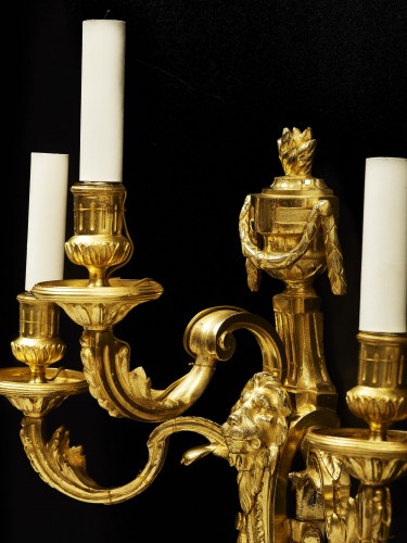 Luminaires Appliques - Paire d'appliques en bronze doré d'époque Louis XVI