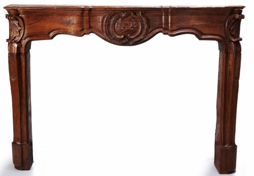 A Louis XV Oak mantel - 