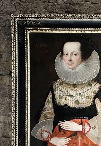 École Anglaise du XVIIe siècle Portrait de femme, daté de 1624 - Tableaux et dessins Style 
