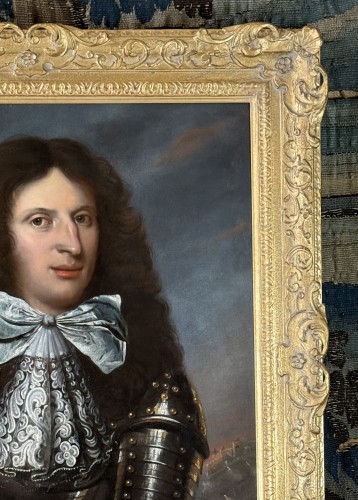 Antiquités - King  william iii in armour, a battle in the distance-french school c.1680