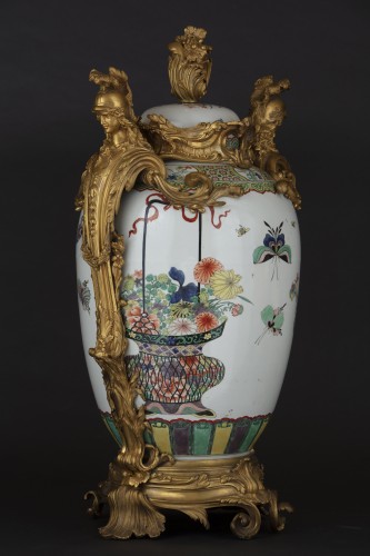 Important vase couvert en  porcelaine de Samson à monture en bronze - Phidias Antiques
