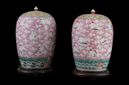 Antiquités - Paire de vases en porcelaine de de Chine famille rose fin 19e