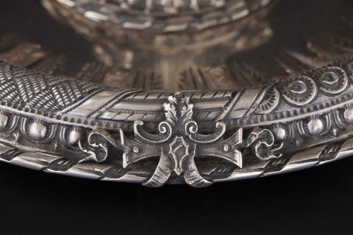 Antique Silver  - Large Bowl In Embossed And Richly Worked Silver With Classic/renaissance St