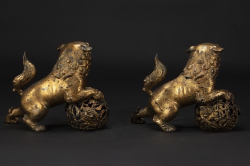 Pair Of Pho Dogs In Gilt Bronze - Asian Works of Art Style 