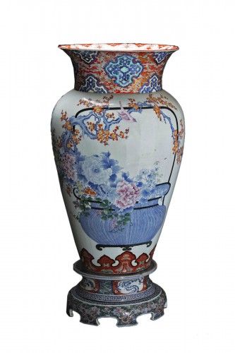 Monumental Vase Imari