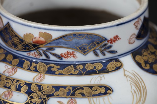 Paire de potiches en porcelaine Imari - Phidias Antiques
