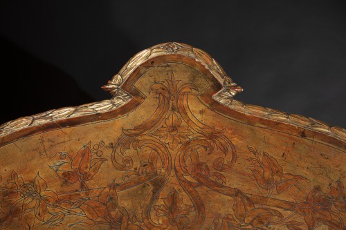 Antiquités - Table de milieu Napoleon III en bois doré