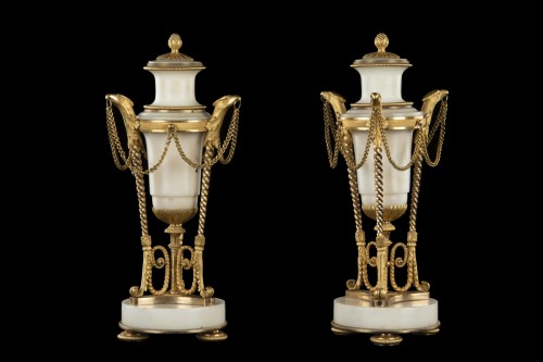 Pair Of Louis XVI Cassolettes - Decorative Objects Style Louis XVI