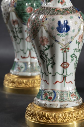 18th century - Pair of Chinese green family vases
