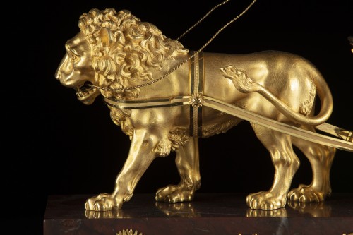 Horlogerie Pendule - Pendule à char tiré par un lion signée Leroy à Paris