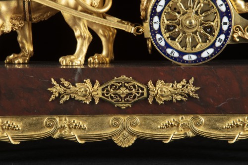 Chariot Clock Pulled By A Lion Signed Leroy In Paris - 