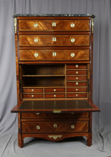 Mobilier Bureau et Secrétaire - Secrétaire Semainier époque Louis XVI Estampillé Coignard