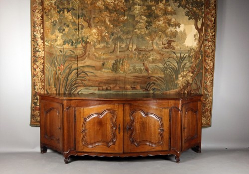 18th century - Walnut sideboard 18th century