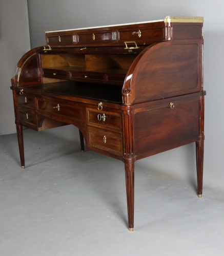 18th century - Louis XVI Cylinder desk