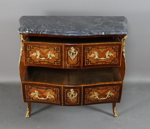 Antiquités - Louis XV two-drawer commode