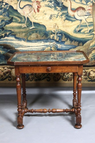 Mobilier Table & Guéridon - Table cabaret en bois de noyer fin XVIIe siècle