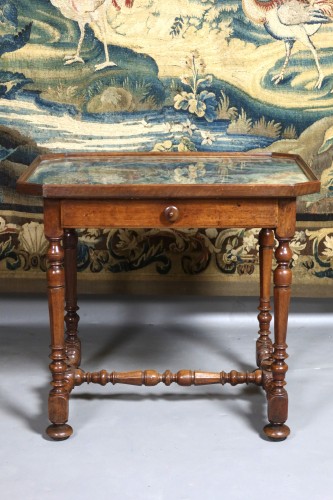 Table cabaret en bois de noyer fin XVIIe siècle - Philippe Cote Antiquités