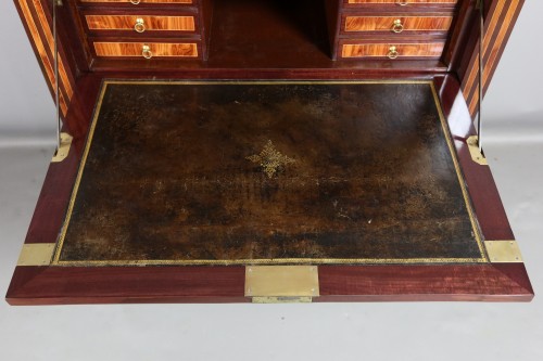 Louis XVI - Secrétaire Louis XVI en marqueterie