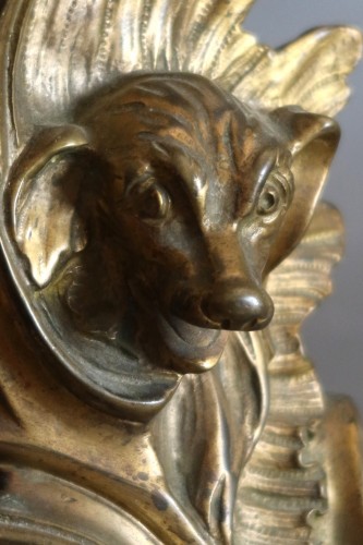 Louis XV - Chenets en bronze doré époque XVIIIe siècle