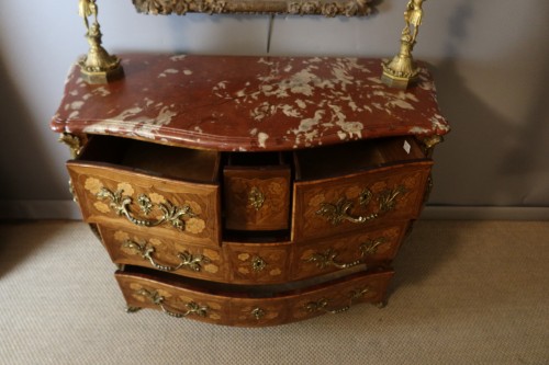 Antiquités - Commode début du XIXe siècle en marqueterie de fleurs