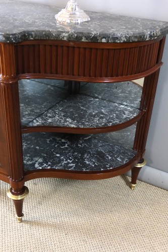 Mobilier Buffet - Buffet desserte Louis XVI en acajou, fin XVIIIe siècle