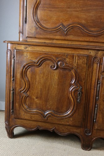 Buffet deux corps Louis XV du XVIIIe siècle - Louis XV