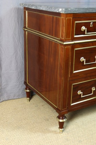 Commode Louis XVI fin XVIIIe siècle - Mobilier Style Louis XVI