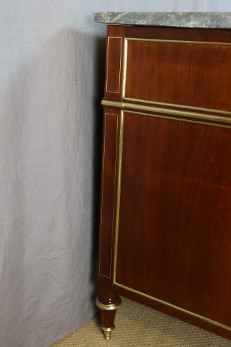 Antiquités - Commode Louis XVI fin XVIIIe siècle