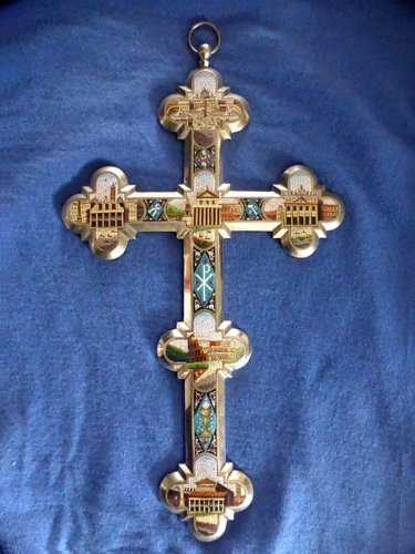 Grande croix en micro-mosaïque de verre de la fin du XIXe siècle
