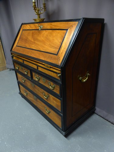 Antiquités - Commode Bureau