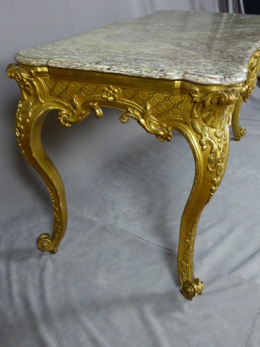 Napoléon III - Grande table de milieu en bois doré