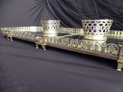 Argenterie et Orfèvrerie  - Grand surtout de table en bronze argenté fin XIXe