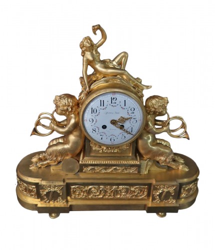 Napoleon III clock in gilded bronze