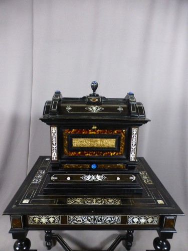 Important coffre à bijoux sur sa table fin XIXe - Mobilier Style Napoléon III