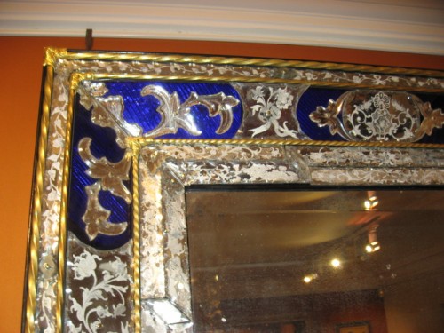 Miroirs, Trumeaux  - Miroir en verre gravé et verre bleu - venise 19e siècle