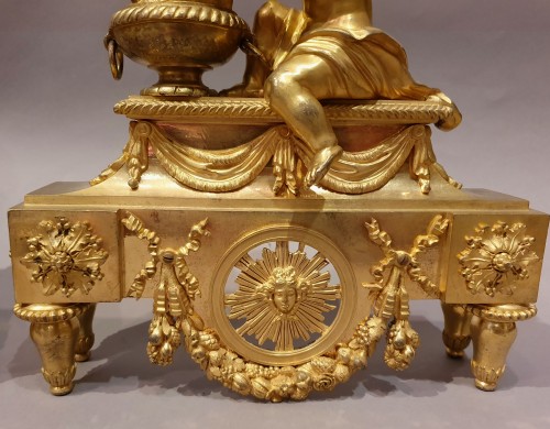 Objet de décoration  - Paire de chenets d'époque Louis XVI