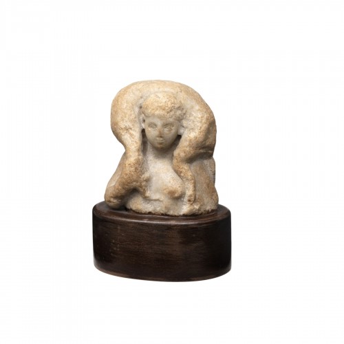 Fragment de statuette de Criophore, art romain, 2e-3e siècle apr. J.-C.