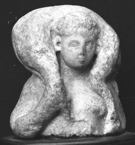 Fragment de statuette de Criophore, art romain, 2e-3e siècle apr. J.-C. - Archéologie Style 