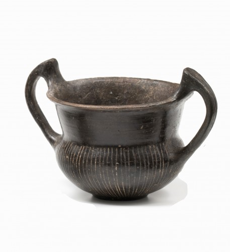 BC to 10th century - Five miniature pottery vessels, Villanovan period, 8th-7th century B.C.