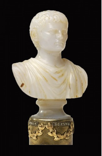 Buste d'empereur en calcédoine, 18e-19e siècle - Plektron Fine Arts