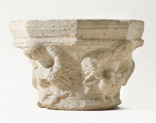 Large Gothic limestone capital - Sculpture Style 