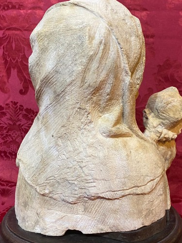 Bust of motherhood - Renaissance